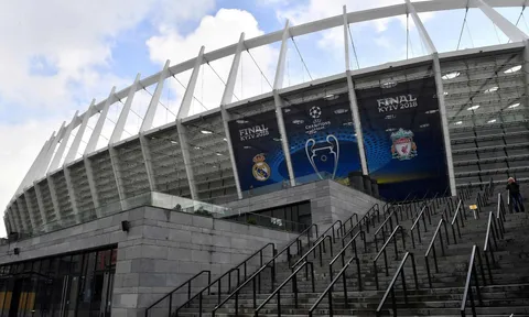 SVĐ Olimpiyskiy lên đèn, sẵn sàng cho đại chiến Real Madrid - Liverpool