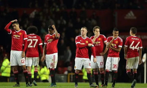 Tâm điểm Sunderland vs Manchester United: Bất bại làm gì khi không biết chiến thắng
