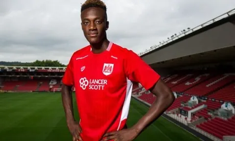 Tammy Abraham: Sao trẻ Chelsea khiến Arsenal mê mẩn