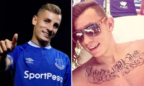 Tân binh Everton bị chỉ trích vì có hình xăm giống... khẩu hiệu của Liverpool