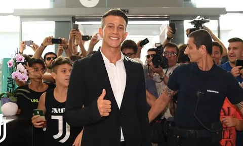 Bernardeschi: Rồi một ngày, tôi sẽ mang áo số 10