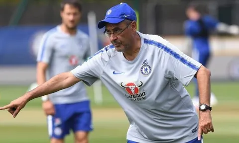 Tân HLV Chelsea đã nói gì về Jose Mourinho?