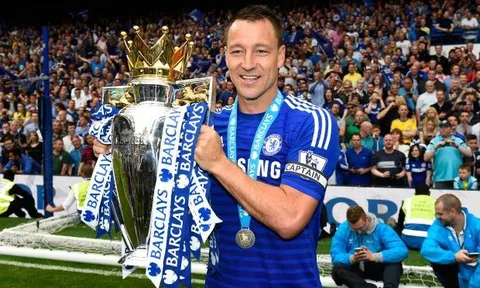 Terry trở thành đội trưởng thành công nhất lịch sử Premier League