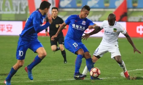 Sụp bẫy, CLB Trung Quốc thanh lý sớm Tevez?