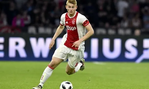 Thần đồng Ajax "bật đèn xanh" cho đại gia châu Âu