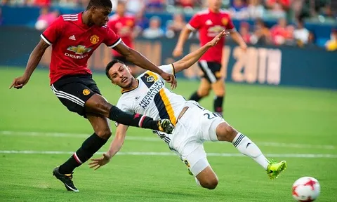 Thần đồng tỏa sáng, màn ra mắt của Lukaku bị che mờ