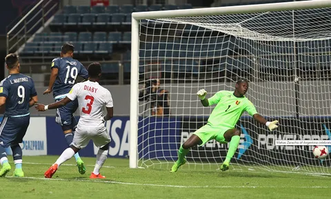 Thắng đậm U20 Guinea, U20 Argentina hồi sinh cơ hội đi tiếp
