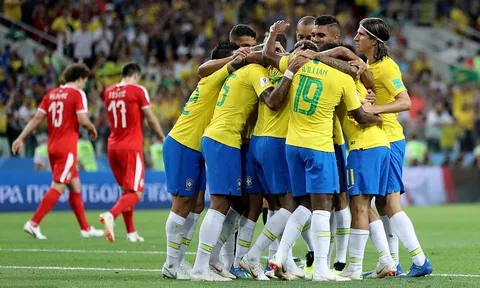 Thắng nhẹ Serbia, Brazil điền tên vào vòng knock-out