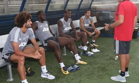Thắng Real, Man Utd tất bật chuẩn bị cho cuộc đụng độ với Barca