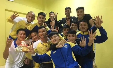 Sợ bị tấn công, cầu thủ Thanh Hóa không dám rời khách sạn
