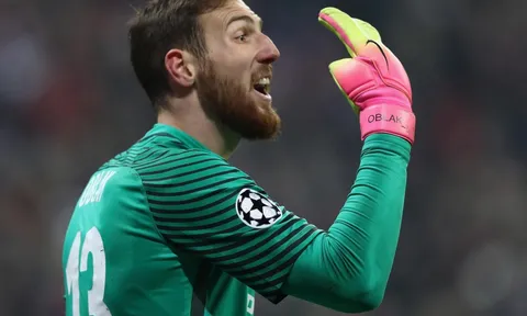 Thay De Gea, Man United lại "nhờ" Atletico Madrid