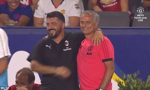 Thấy học trò đá hỏng, Gattuso xin Mourinho đá phạt đền