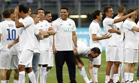 Thế hệ vàng Italia cùng nhau ôn lại "kỉ niệm xưa" ở San Siro