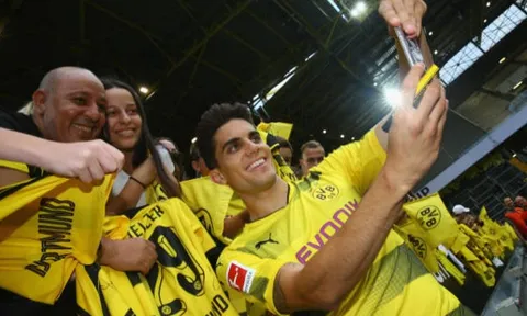 Thi đấu kém ấn tượng, nhưng Dortmund vẫn ra quân hoành tráng