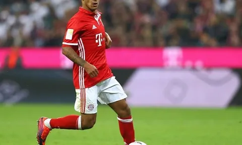 NÓNG: MU, Barca chú ý, Bayern Munich quyết bán Thiago nhưng...