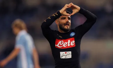 Thua toàn diện trước Napoli, Lazio vỡ mộng Champions League