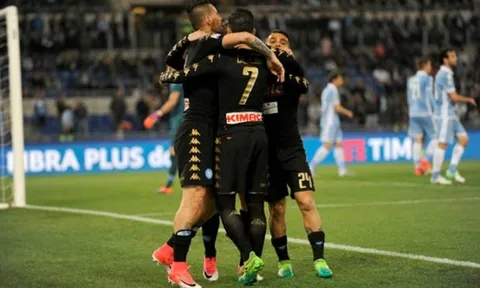 Thua tới 3 bàn trước Napoli, top 3 đã xa tầm với của Lazio
