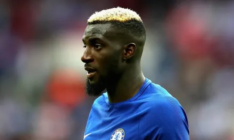 Tiemoue Bakayoko được HLV Conte khen ngợi hết lời