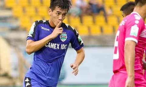 Điểm tin bóng đá Việt Nam tối 29/05: Tuyển thủ U20 Việt Nam đầu tiên lập Poker ở V-League