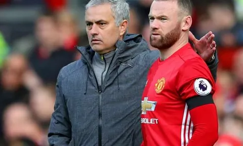 TIẾT LỘ: Mourinho muốn giữ nhưng Rooney quyết đi