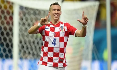 Tiêu điểm chuyển nhượng châu Âu: Man Utd ở rất gần Perisic, Arsenal chi 45 triệu bảng săn trung vệ