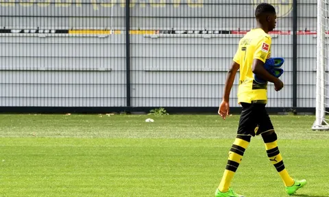 "Tiểu Mourinho" ủng hộ Dortmund phạt nặng Dembele