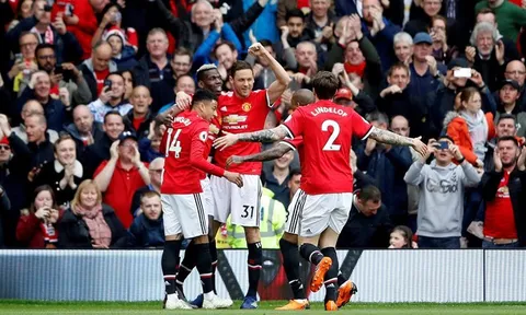 Tỏa sáng rực rỡ, Pogba gửi ‘chiến thư’ đến Liverpool và Chelsea