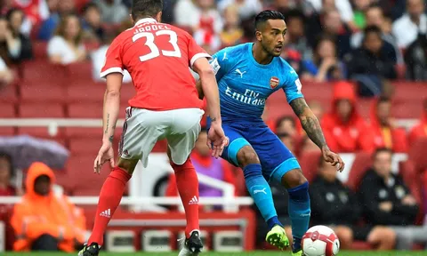 Tỏa sáng tại Emirates Cup, giá của Walcott giờ là... 172 triệu euro!