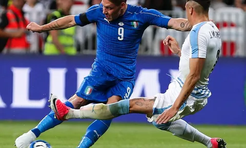 Tội đồ Gimenez đóng góp dấu giày 2 trong 3 bàn thua của Uruguay