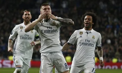 Toni Kroos thể hiện ra sao trước Barcelona?