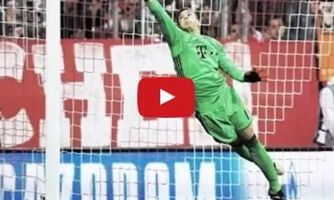 Top 10 pha cứu thua không thể tin được của Manuel Neuer