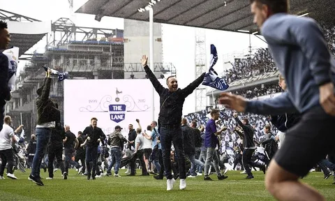 Tottenham vỡ òa trong ngày chia tay sân White Hart Lane
