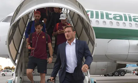 Totti 'dắt' đàn em đến Bergamo, chuẩn bị khai chiến