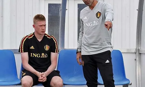 Triệt hạ Januzaj, De Bruyne bị HLV tuyển Bỉ 'sấy tóc' trên sân tập