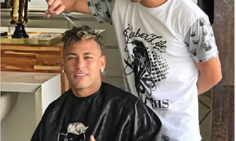 Trở lại Barcelona, Neymar trình làng tóc mới