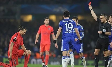 Trọng tài từng đuổi oan Ibrahimovic cầm còi trận Barca – Juve