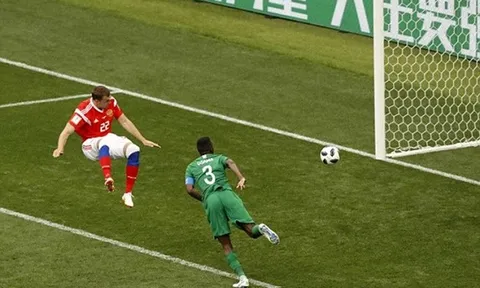 TRỰC TIẾP Nga 5-0 Saudi Arabia: Golovin đá phạt tuyệt vời (KẾT THÚC)
