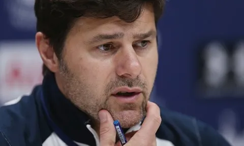 Trước derby, Pochettino "cầu viện" cổ động viên
