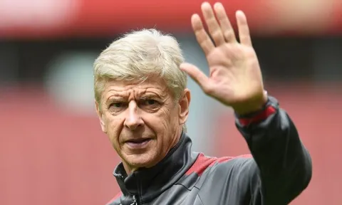 Trước khi chia tay Arsenal, Wenger cũng kịp tái lập thành tích khủng