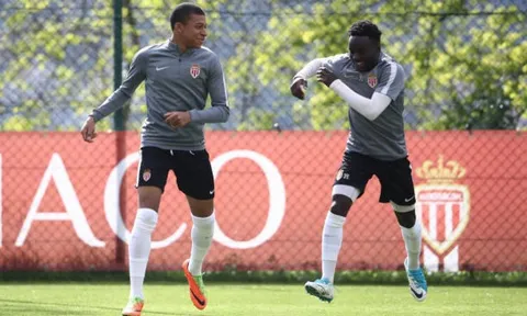 Trước thềm đại chiến, Mbappe vẫn rất 'nhí nhảnh' trên sân tập