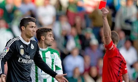 Từ khi đến Real Madrid, Ronaldo đã nhận bao nhiêu thẻ đỏ?