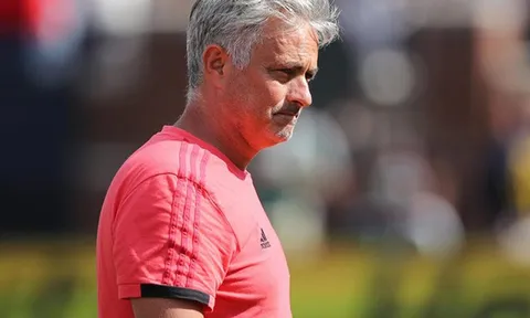 Tự tin chỉ cần thêm một chữ kí, Mourinho đã hiểu vấn đề của Man Utd