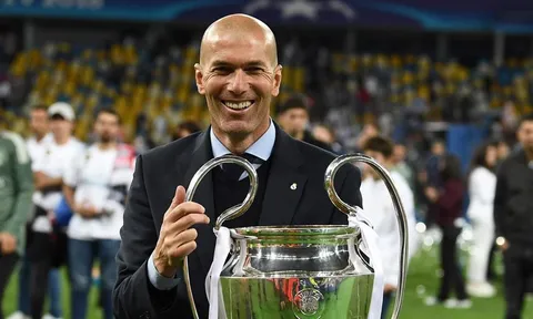 Từ Zidane đến 50 ngày điên rồ ở Real Madrid