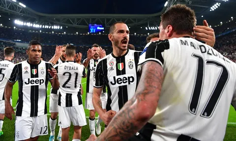 Tung hai "nhát chém" chí mạng, Juventus giải quyết Monaco ngay trong hiệp một