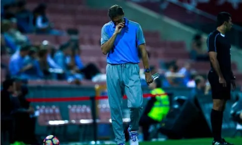 HLV Tony Adams thua to trong ngày ra mắt ở La Liga