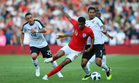 Tuyển Anh chiến thắng, fan Man United so sánh Rashford với Ronaldinho