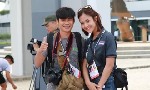 Nữ phóng viên Thái làm 'chao đảo' SEA Games 29