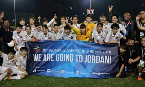 'Tuyết Dung hay nhất trận, đá như Cristiano Ronaldo'