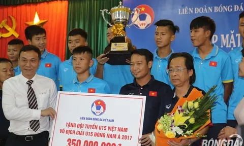 U15 Việt Nam được thưởng lớn trong ngày được vinh danh