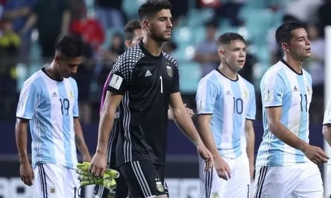 Bóng đá trẻ Argentina trong vòng xoáy khủng hoảng